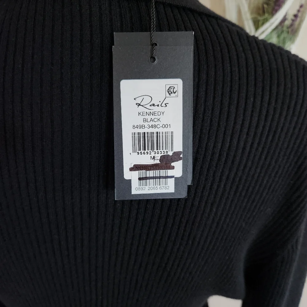Rails womens black